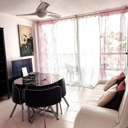 Ocean View, Wifi Free, Playa Americas Holiday home
